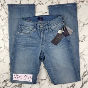-NYDJ Jean Size 0 (24x33) Barbara Bootcut Light Wash Blue Stretch Manhattan